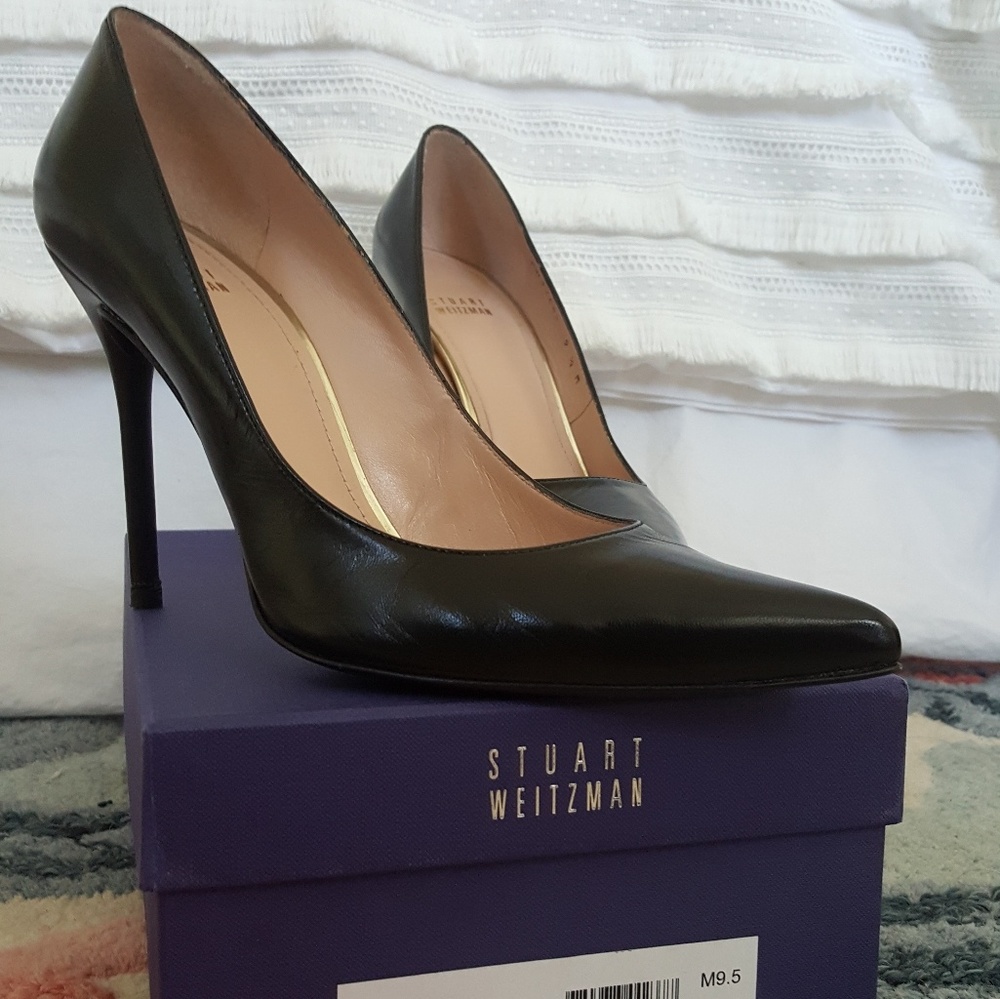Stuart Weitzman Nouveau black kid leather M 9.5